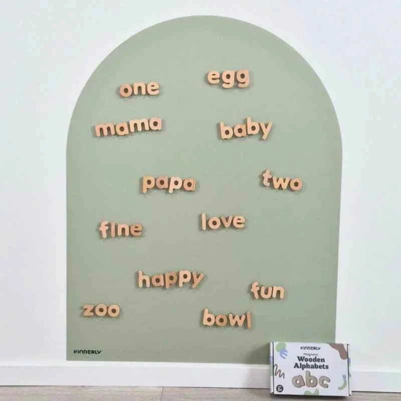 Set "Parole a Parete" – Lavagna Magnetica e Lettere in Legno Kinderly – 3+ anni