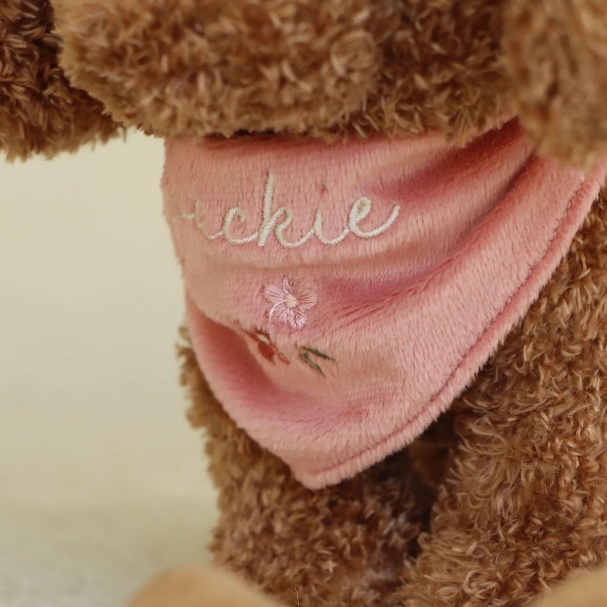 Peluche cane Jackie con trasportino