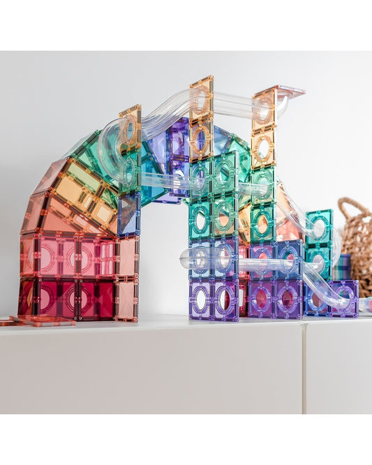 "CONNETIX: costruire sogni un magnete alla volta"