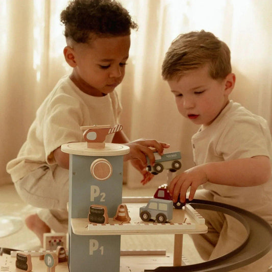 Garage Multipiano in Legno FSC con Autolavaggio e Veicoli - Munakids