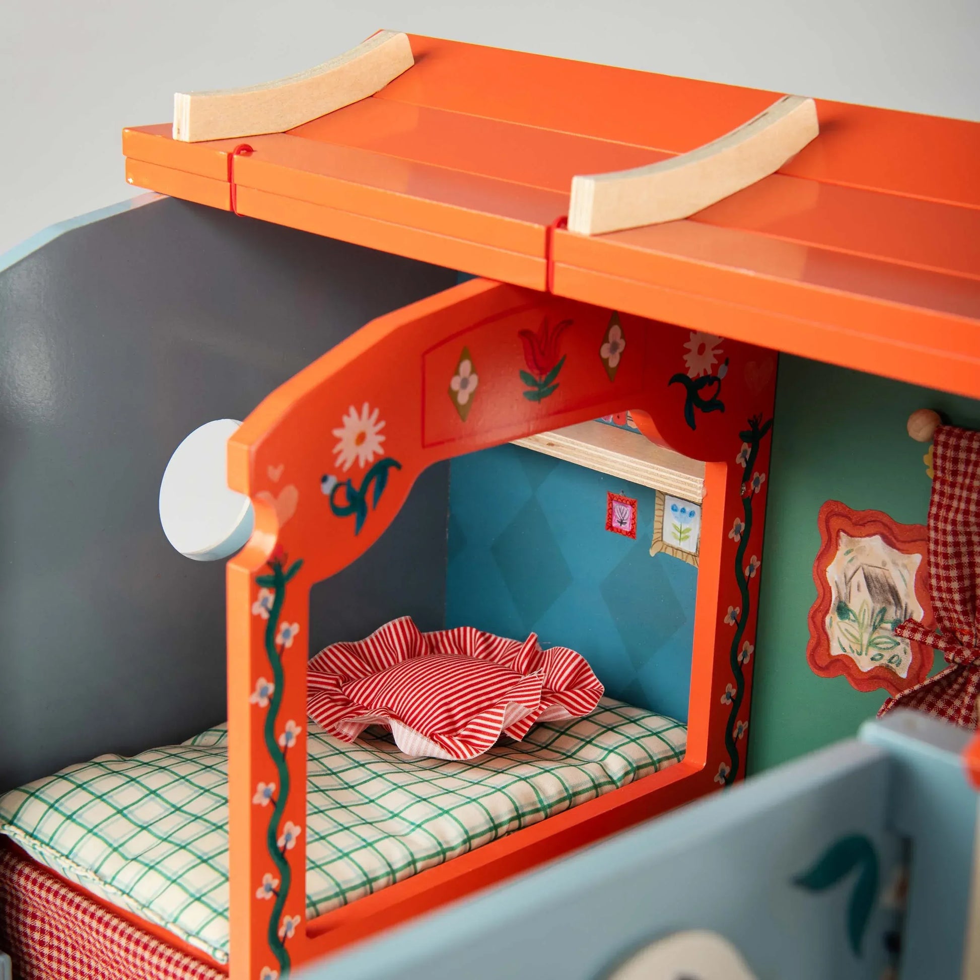 La Roulotte Les Minouchkas - Munakids